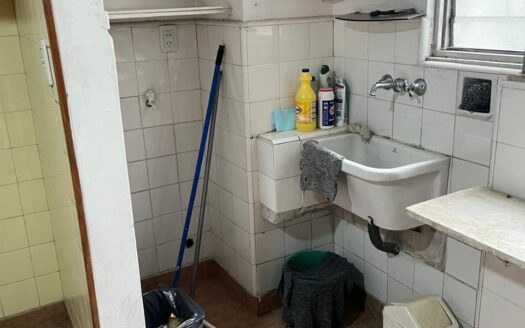 Alquiler Departamento 3 Ambientes + Dependencia Y Balcon En Montserrat