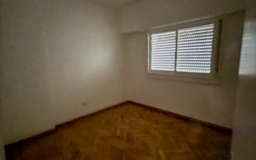 Departamento 2 ambientes con patio BELGRANO