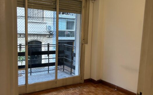 Excelente Departamento. Dueño Vende