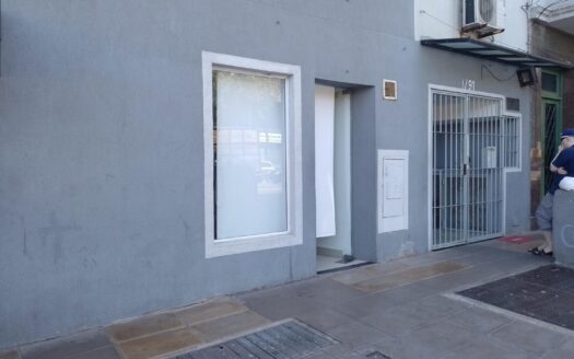 LOCAL EN ALQUILER BARRIO PARQUE PATRICIOS,  AV. JUJUY 1791 ESQ. BRASIL