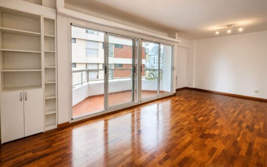 ¡Viví en el corazón de Villa Urquiza! Amplio 3 ambientes con doble balcón y conectividad inmejorable!