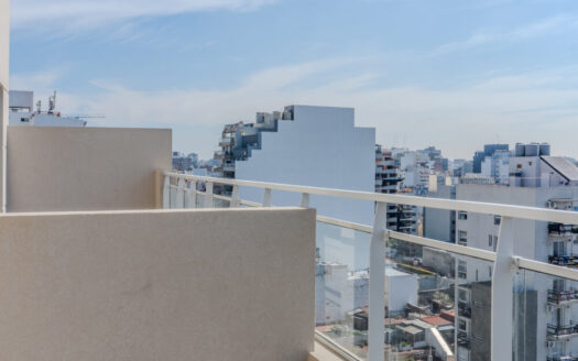 SEMIPISO A ESTRENAR 2 AMBIENTES BALCON TERRAZA APTO PROFESIONAL