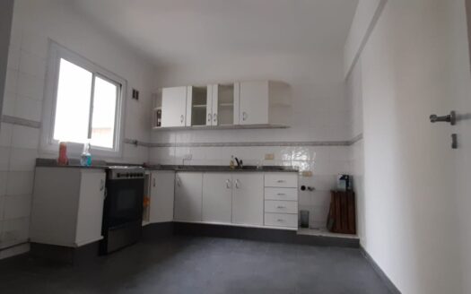 Alquiler departamento 4 ambientes Flores Norte