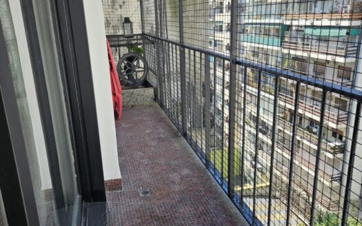 Alquiler dueño directo / Alto Palermo / 4 ambientes / 2 baños / contrafrente piso 8 / 100 mts / balcón /