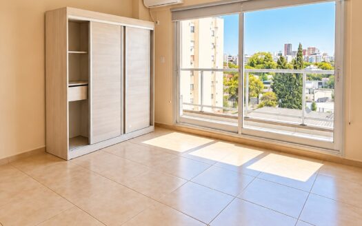 ALQUILER 2 AMBIENTES VILLA URQUIZA – A METROS SUBTE B – BALCÓN – VISTA ABIERTA – 48 M²
