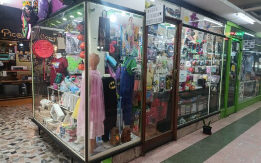 Local en galería al frente