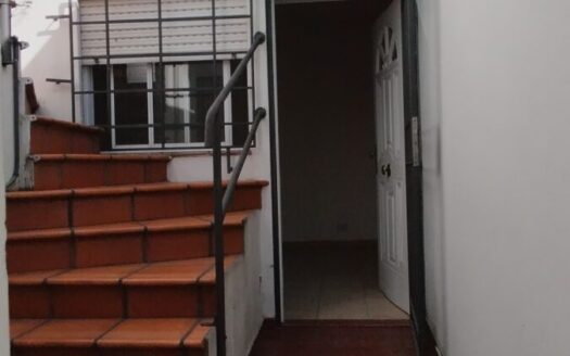 PH planta baja con patio, 2 ambientes y muy buena ubicación
